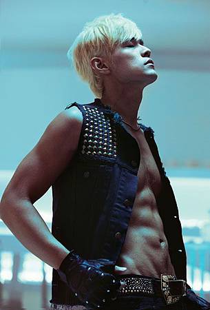 不必練,一次到位的懶人六塊肌和人魚線體雕整形術 ~ 11 1354778909 3875925451 m