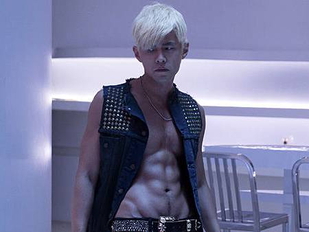 不必練,一次到位的懶人六塊肌和人魚線體雕整形術 ~ 2 1354778909 434428667 m